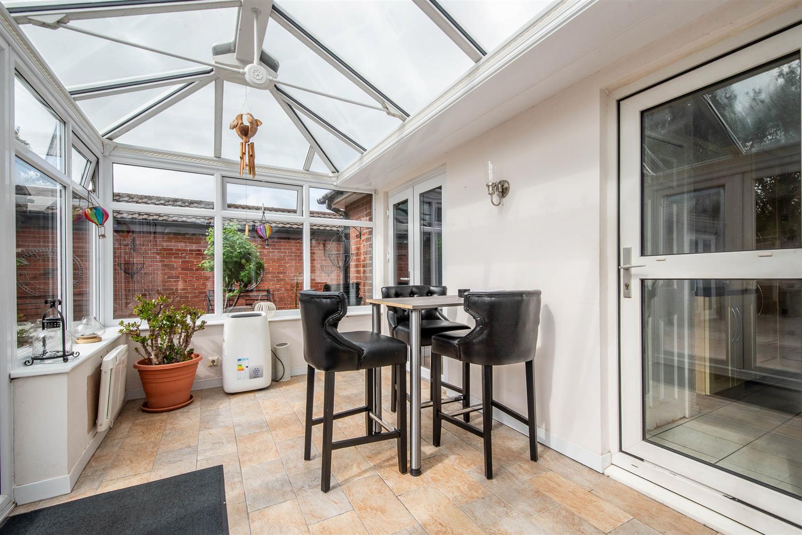 3 bed property in Lever House Lane, Leyland